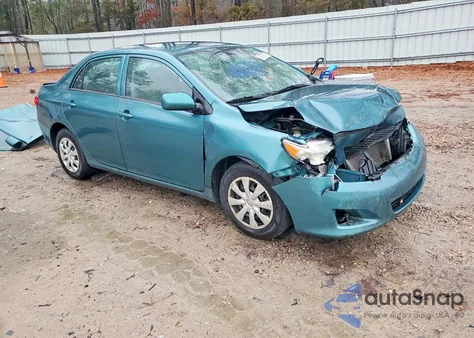 2010 Toyota Corolla Le z USA, uszkodzony, nr VIN 2T1BU4EE7AC486838